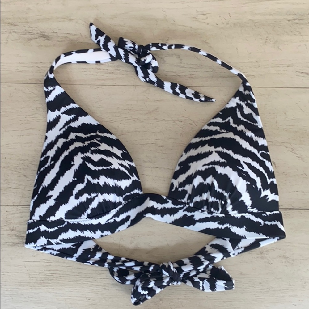 ❗️Summer Sale❗️Victoria’s Secret bikini top